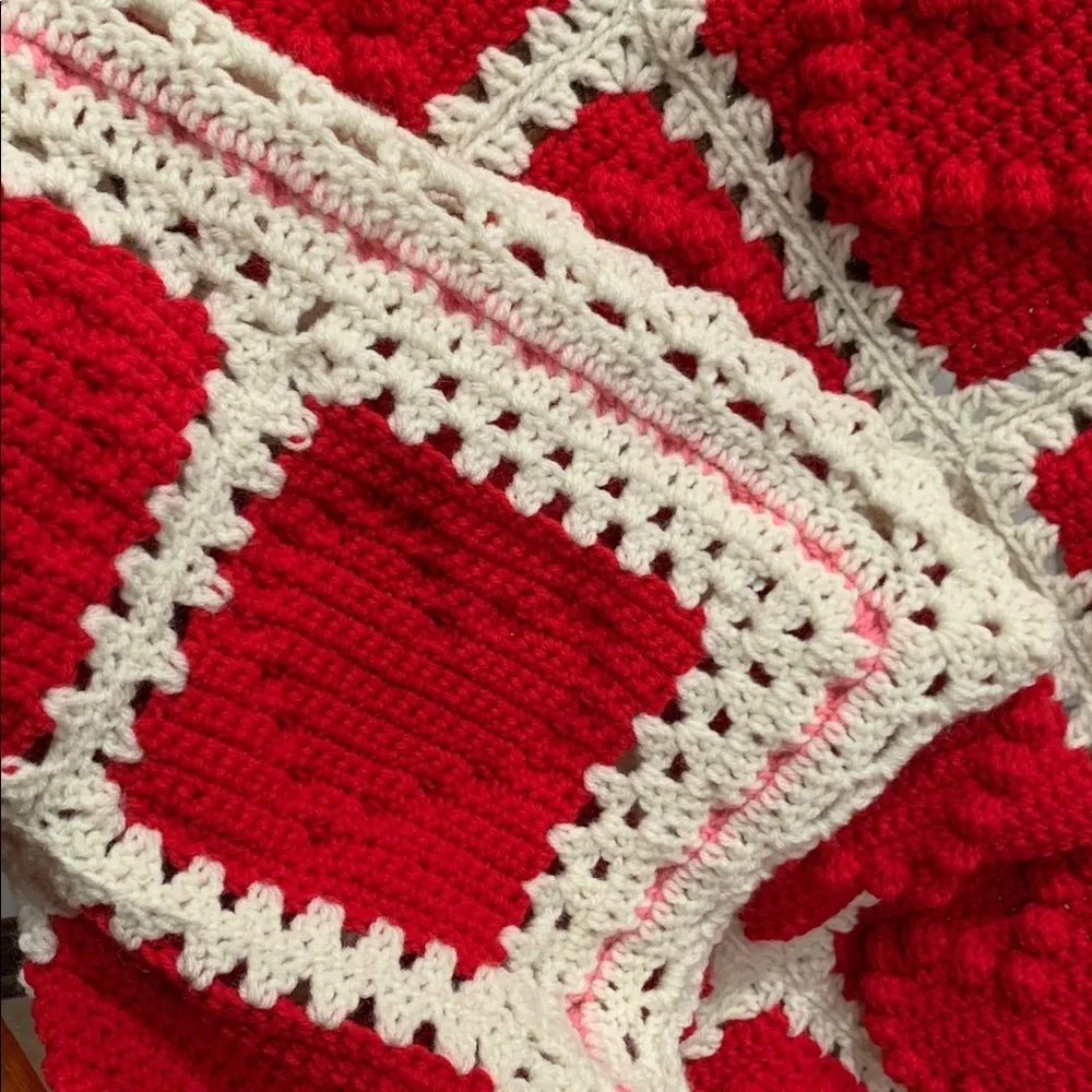 Cozy Red, Pink & Cream Heart Blanket